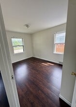 21059 Gentner St in Warren, MI - Building Photo - Building Photo