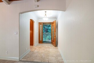 16337 Redwood Lodge Rd in Los Gatos, CA - Building Photo - Building Photo