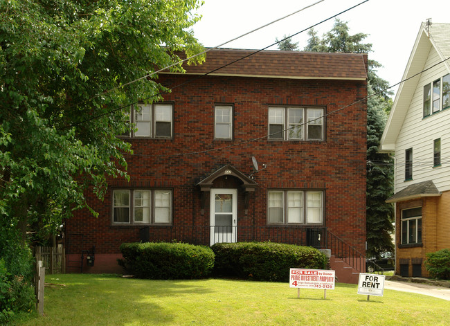 847 5th Ave in Youngstown, OH - Building Photo - Building Photo