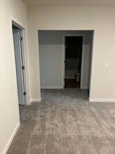 12354 Edgewater Dr in Papillion, NE - Building Photo - Building Photo