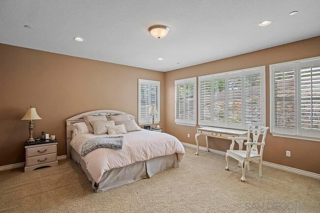 4559 Foxborough Dr in Fontana, CA - Building Photo - Building Photo