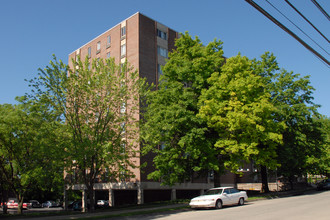 Bethlehem Towers in Bethlehem, PA - Building Photo - Building Photo