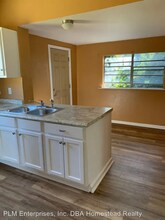 1025 Lake Charles Ave in Port Arthur, TX - Building Photo - Building Photo