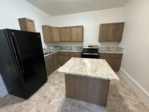 1110 N 11th St in Waco, TX - Building Photo - Building Photo