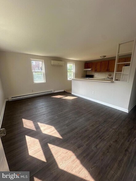 1145 Empire Ave, Unit B in Camden, NJ - Building Photo - Building Photo