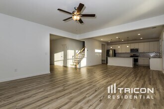 142 Everett Sq in Mcdonough, GA - Building Photo - Building Photo