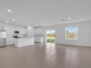 5742 Purple Finch Ave in Wimauma, FL - Building Photo - Building Photo