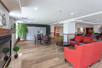 Parkway Gardens Senior Living 55 & Better in St. Paul, MN - Building Photo - Interior Photo