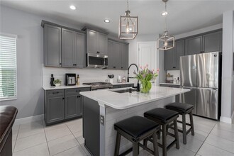 13829 Old Creek Ct in Parrish, FL - Foto de edificio - Building Photo