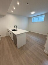 14019-14104 104 Ave NW in Edmonton, AB - Building Photo - Building Photo