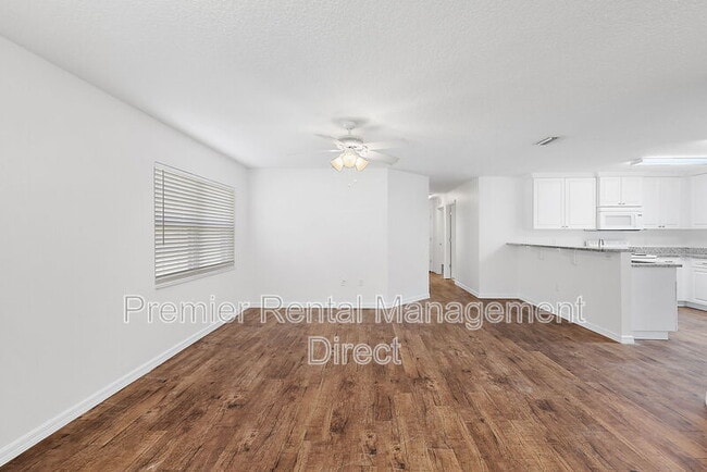 1401 Wood Duck Ln in Fruitland Park, FL - Building Photo - Building Photo