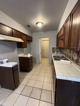 9131 Port Hudson Dr in San Antonio, TX - Foto de edificio - Building Photo