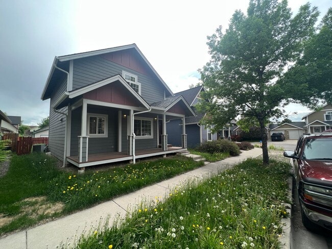 property at 4771 Calistoga Ln