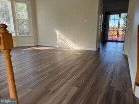 21105 Mossy Glen Terrace in Ashburn, VA - Building Photo