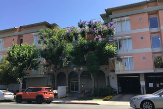 Atrium Garden in San Jose, CA - Foto de edificio - Building Photo