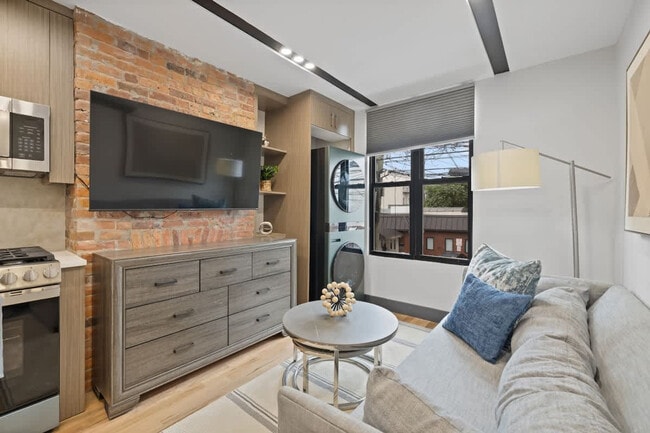 115 Franklin St, Unit SI FL2-ID1470322P in Jersey City, NJ - Building Photo - Building Photo