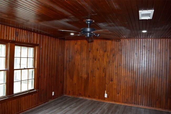 2021 Ducros St in Bay City, TX - Building Photo - Building Photo