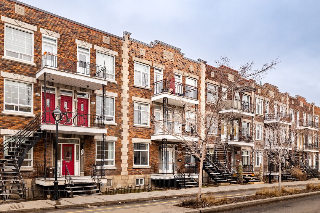 2261-2269 Rachel St E in Montréal, QC - Building Photo
