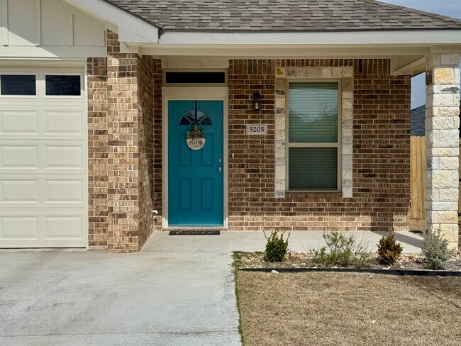 property at 5205 Rose Gdn Lp