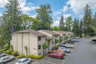 Olympic Skyline Condominiums in Kent, WA - Foto de edificio - Building Photo