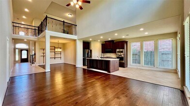 10107 Deerpark Dr in Missouri City, TX - Building Photo - Building Photo