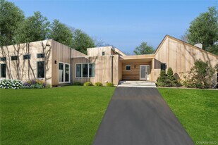 15 Rivers Rd in East Hampton, NY - Building Photo