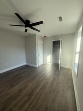 1621 Thompson St in Raleigh, NC - Foto de edificio - Building Photo