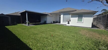 8TH E St in Mission, TX - Building Photo - Building Photo