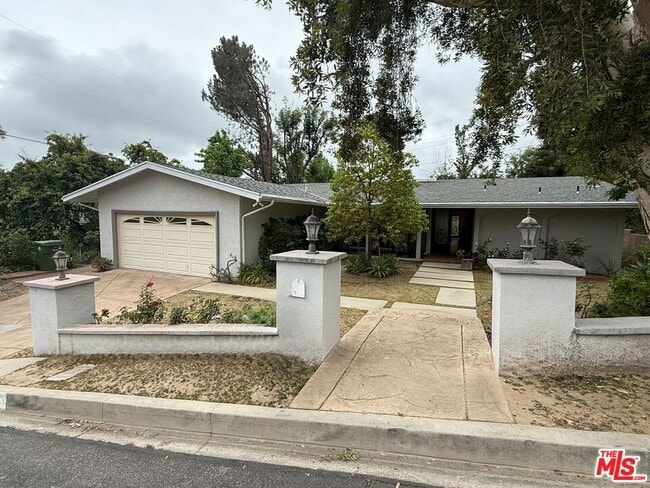 property at 22320 Quinta Rd