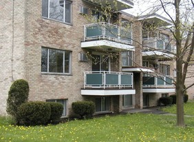 75 Marine Park Apartamentos