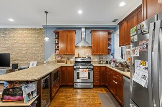 5219 N Winthrop Ave in Chicago, IL - Building Photo - Building Photo