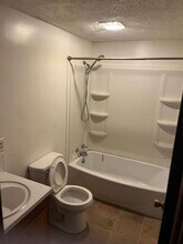 510 Ellen Dr in Carmi, IL - Building Photo - Building Photo