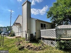 830 Chadwick Cir in Frederick, MD - Building Photo - Building Photo