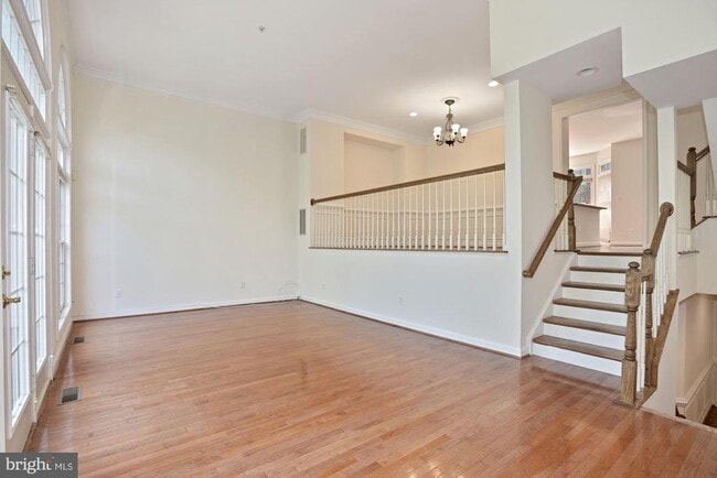 1614 Leeds Castle Dr in Vienna, VA - Building Photo - Building Photo