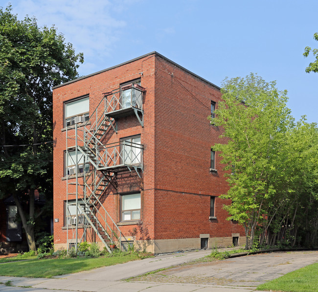 328 Hess St S in Hamilton, ON - Building Photo - Primary Photo