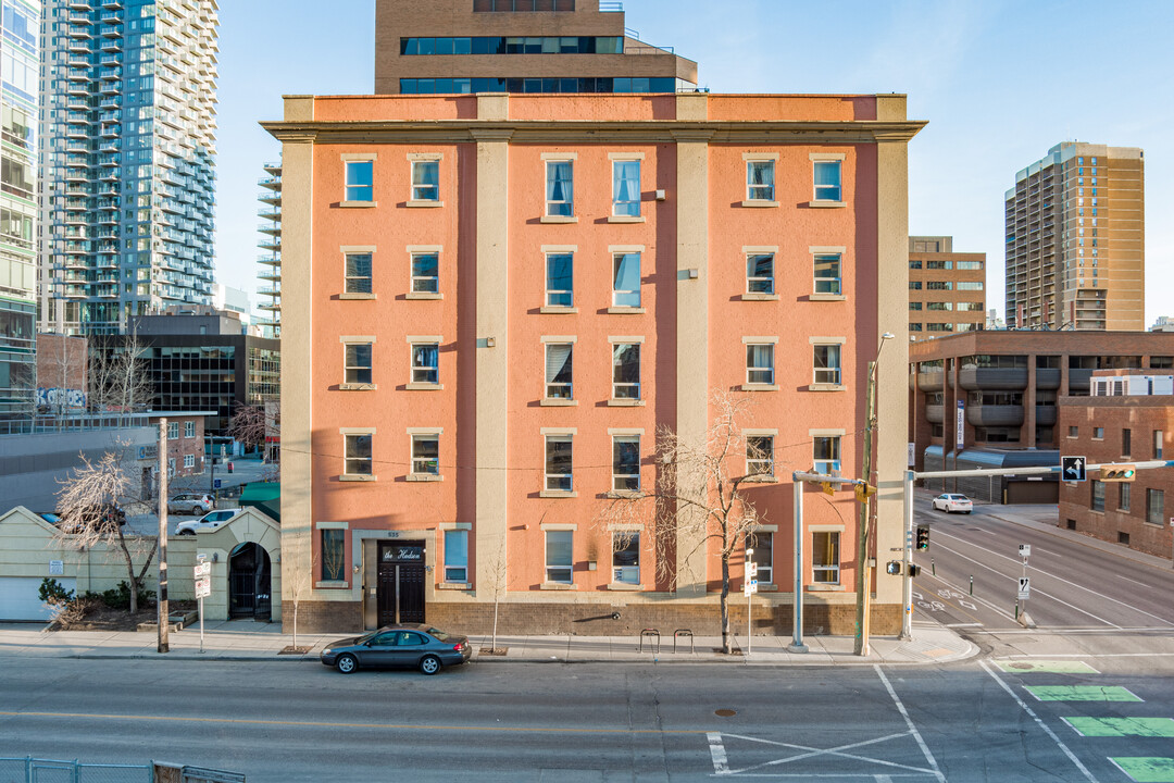 The Hudson in Calgary, AB - Building Photo