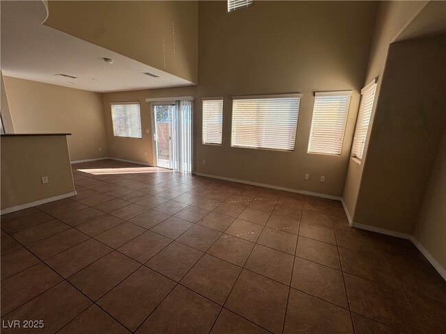 8292 Amphora St in Las Vegas, NV - Building Photo - Building Photo