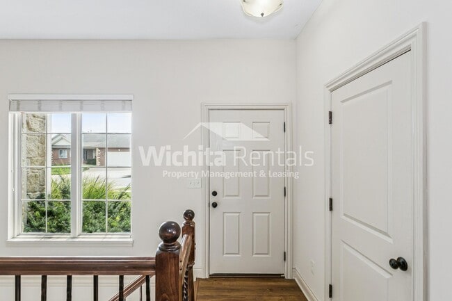 11712-11714 E Crestwood St in Wichita, KS - Building Photo - Building Photo