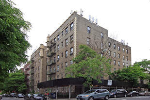 165 Pinehurst Avenue Apartments