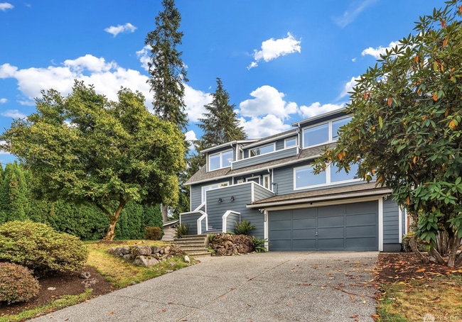 property at 18811 SE 42nd St