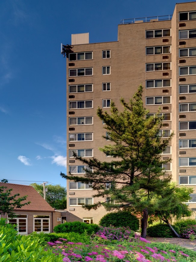 Edith Johnson Towers at Monterey Place in New Haven, CT - Building Photo - Building Photo