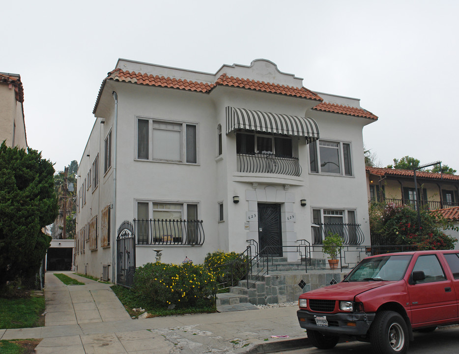 623 N Spaulding Ave in Los Angeles, CA - Building Photo