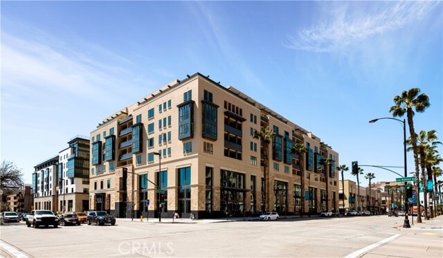 39 S Los Robles Ave in Pasadena, CA - Building Photo - Building Photo