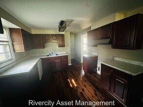2035 Gayle Ave in Memphis, TN - Building Photo - Building Photo