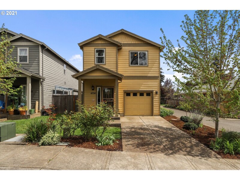 4734 SW 184th Ave in Beaverton, OR - Building Photo