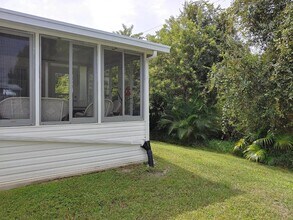 215 Tiger Lilly Dr in Parrish, FL - Building Photo - Building Photo