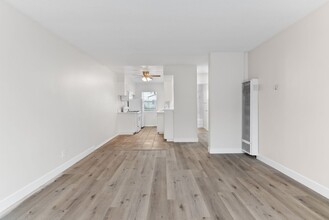 1512 E Florida St in Long Beach, CA - Building Photo - Building Photo