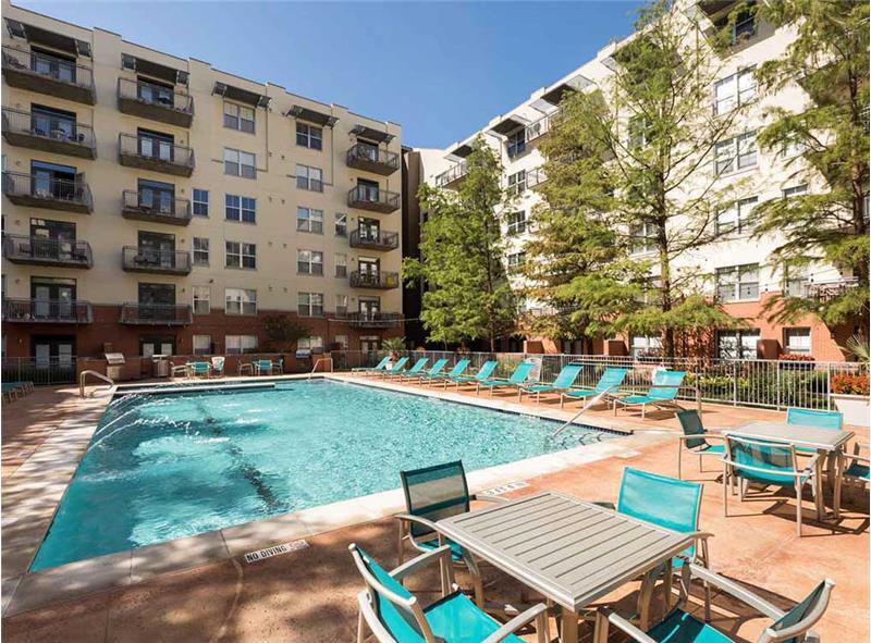 202 1/2 Lavaca St in Austin, TX - Building Photo