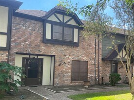 4105 Vista Rd in Pasadena, TX - Building Photo