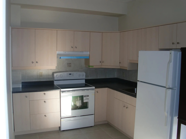 property at 1 Flora St